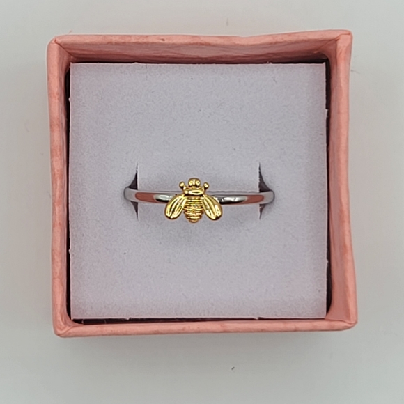 Dainty Bumble Bee Ring Gold and Silver Size 6.5 - Picture 1 of 15